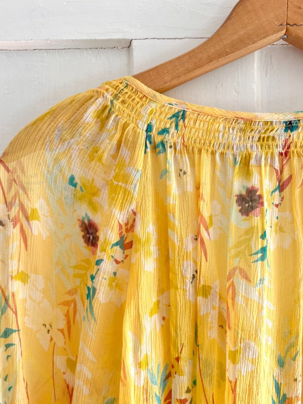 Sundance Silk Floral Blouse - Picture 5 of 6